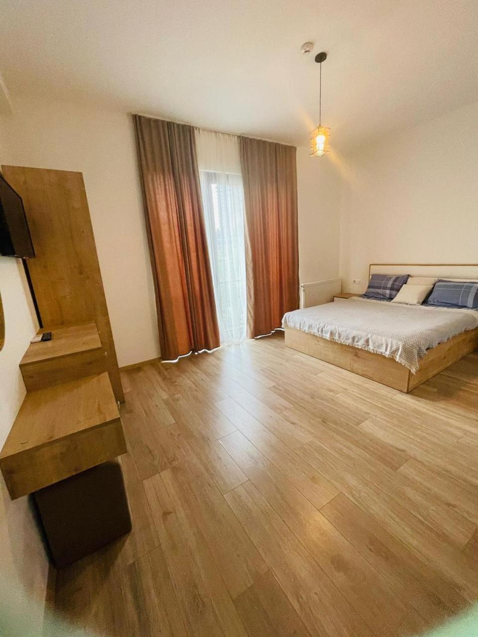 Hotel Myfamily à Tbilissi Extérieur photo